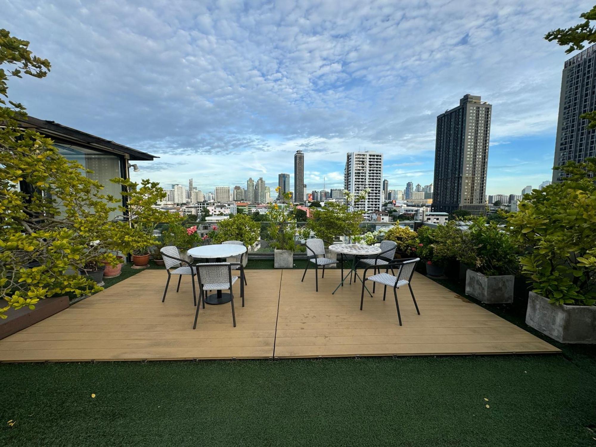 W8 Condo, Luxe 2 Bedroom Private Floor, Best Hip Central Bangkok Area, 5 Mins From Thonglo Bts Station Esterno foto